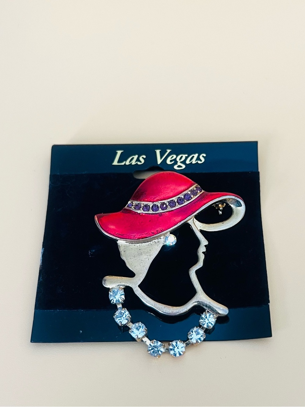 Elegant Red and Gold red hat woman Brooch